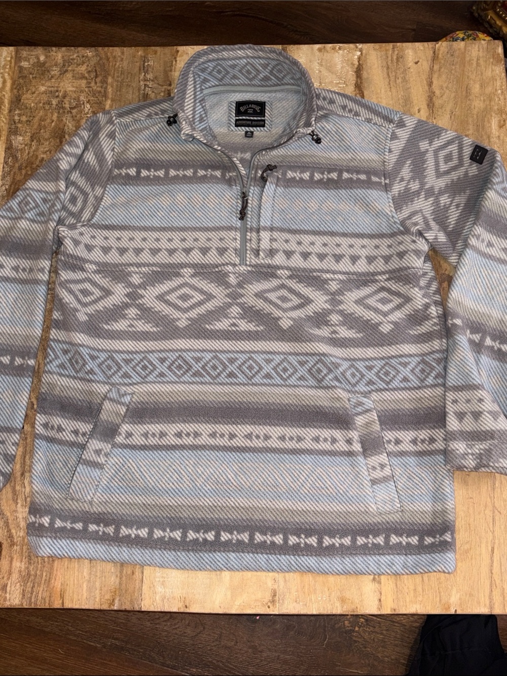Billabong Men's Aztec Adventure Division Fleece EUC XL